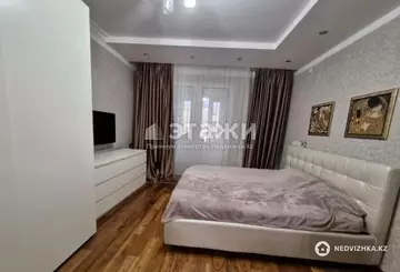 4-комнатная квартира, этаж 8 из 9, 160 м²