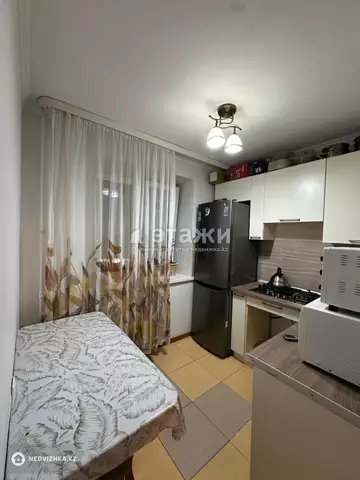 1-комнатная квартира, этаж 3 из 4, 35 м²