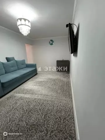 2-комнатная квартира, этаж 4 из 5, 43 м²