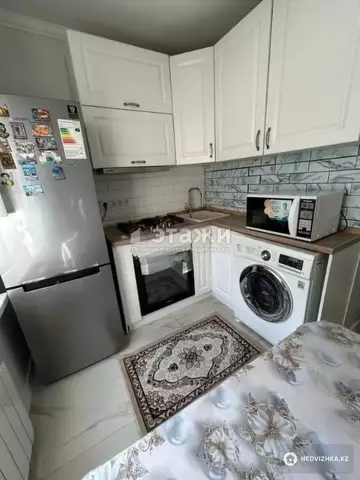 2-комнатная квартира, этаж 4 из 5, 43 м²