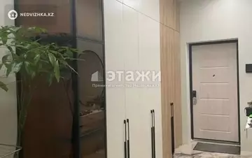 3-комнатная квартира, этаж 3 из 12, 100 м²