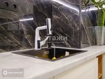 3-комнатная квартира, этаж 6 из 10, 70 м²