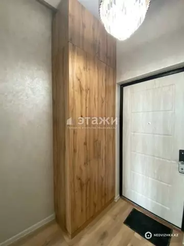 2-комнатная квартира, этаж 19 из 19, 44 м², на длительный срок