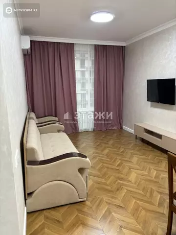 2-комнатная квартира, этаж 6 из 16, 52 м², на длительный срок