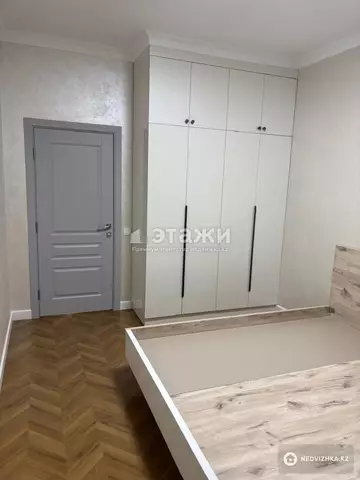 2-комнатная квартира, этаж 6 из 16, 52 м², на длительный срок