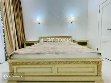 2-комнатная квартира, этаж 4 из 17, 60 м², на длительный срок