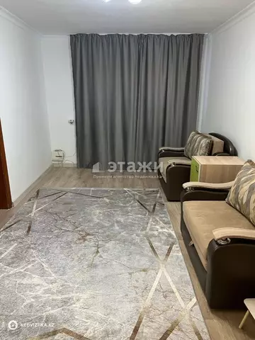 2-комнатная квартира, этаж 1 из 4, 42 м², на длительный срок