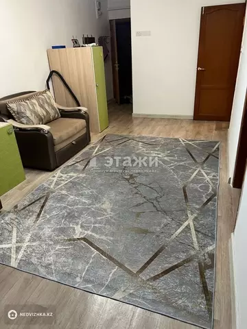 2-комнатная квартира, этаж 1 из 4, 42 м², на длительный срок