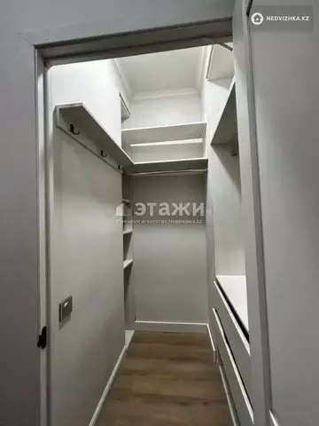 3-комнатная квартира, этаж 16 из 16, 75 м², на длительный срок