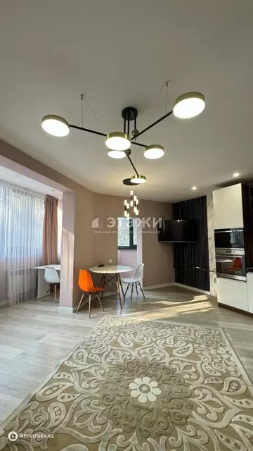 67 м², 2-комнатная квартира, этаж 2 из 10, 67 м², на длительный срок, изображение - 0