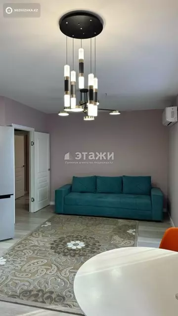 67 м², 2-комнатная квартира, этаж 2 из 10, 67 м², на длительный срок, изображение - 1