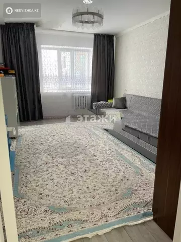 2-комнатная квартира, этаж 2 из 9, 74 м²