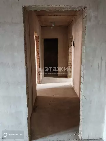 2-комнатная квартира, этаж 11 из 12, 58 м²