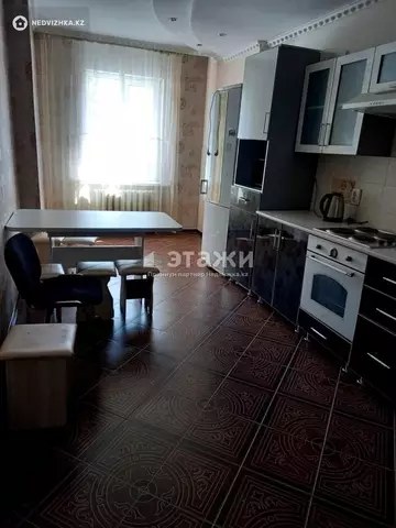 3-комнатная квартира, этаж 2 из 14, 95 м²