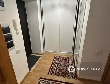 1-комнатная квартира, этаж 8 из 9, 34 м²