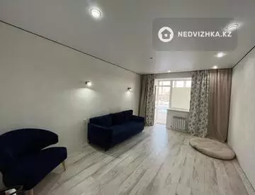 1-комнатная квартира, этаж 2 из 9, 44 м²