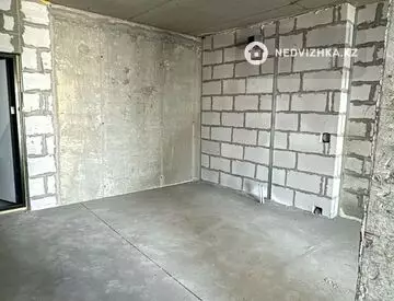 2-комнатная квартира, этаж 3 из 20, 55 м²