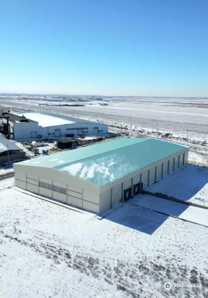 2700 м², Готовый бизнес, отдельно стоящее здание, этаж 1 из 1, 2 700 м², изображение - 1