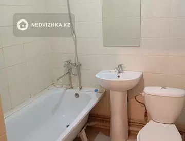 1-комнатная квартира, этаж 1 из 4, 38 м², на длительный срок