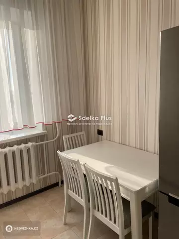 2-комнатная квартира, этаж 11 из 13, 57 м²