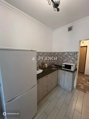 1-комнатная квартира, этаж 5 из 8, 37 м²