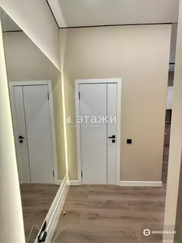 2-комнатная квартира, этаж 12 из 12, 40 м²