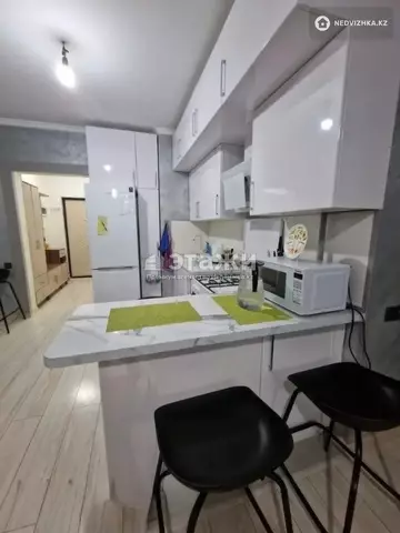 2-комнатная квартира, этаж 7 из 10, 57 м²