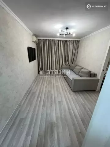 2-комнатная квартира, этаж 3 из 3, 33 м²