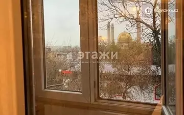 2-комнатная квартира, этаж 4 из 4, 42 м²