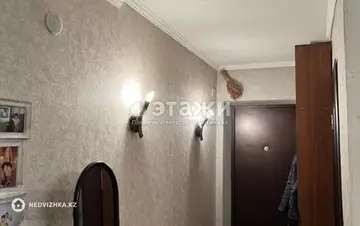 2-комнатная квартира, этаж 4 из 4, 42 м²