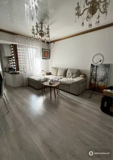 3-комнатная квартира, этаж 5 из 5, 92 м²