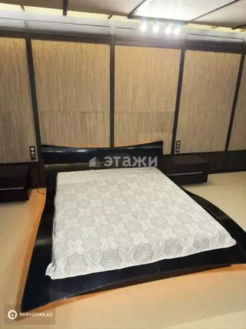 3-комнатная квартира, этаж 4 из 4, 155 м²