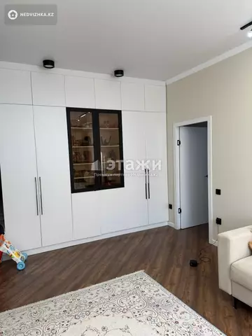 2-комнатная квартира, этаж 6 из 18, 60 м²