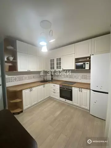 3-комнатная квартира, этаж 9 из 12, 73 м²
