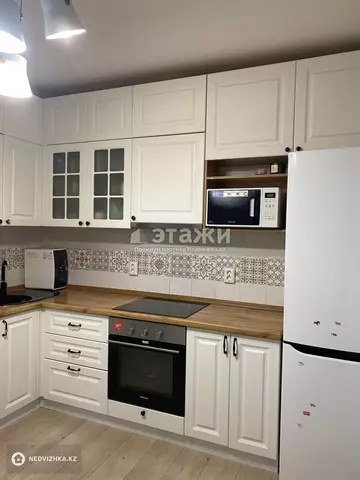 3-комнатная квартира, этаж 9 из 12, 73 м²