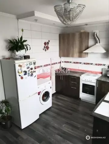 1-комнатная квартира, этаж 7 из 14, 35 м²