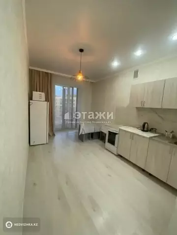 1-комнатная квартира, этаж 11 из 12, 40 м²