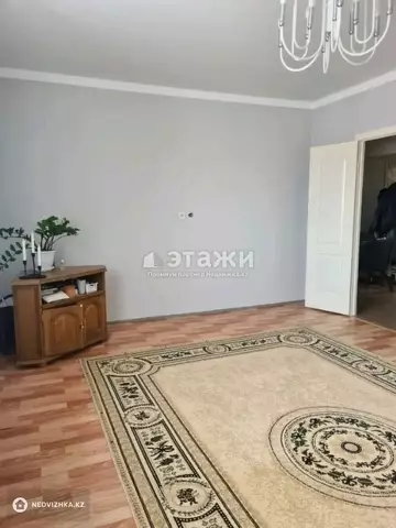 2-комнатная квартира, этаж 8 из 9, 66 м²