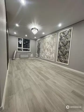 2-комнатная квартира, этаж 8 из 9, 40 м²