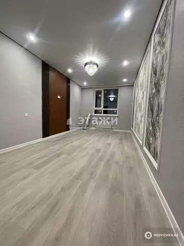 2-комнатная квартира, этаж 8 из 9, 40 м²