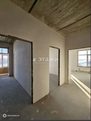 2-комнатная квартира, этаж 4 из 9, 60 м²
