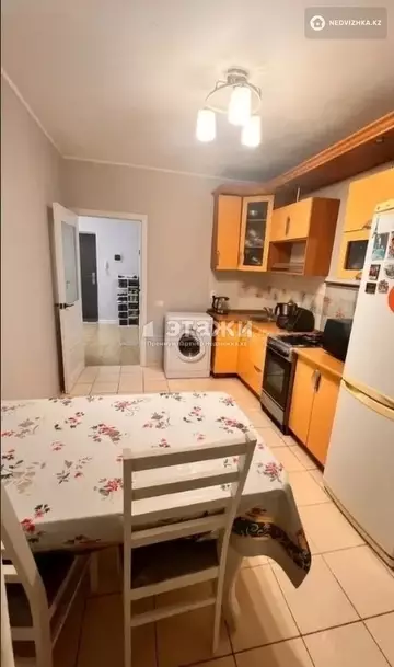 62.5 м², 2-комнатная квартира, этаж 3 из 9, 62 м², изображение - 4