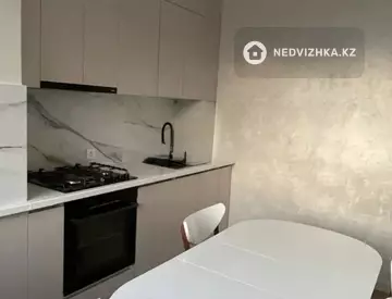 2-комнатная квартира, этаж 3 из 12, 60 м²