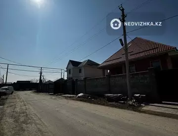 5-комнатный дом, 4 соток, 220 м²