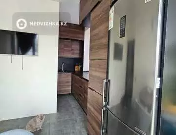 2-комнатная квартира, этаж 2 из 17, 49 м²