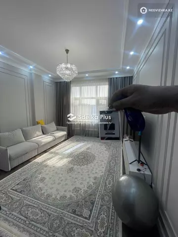 2-комнатная квартира, этаж 7 из 8, 77 м²