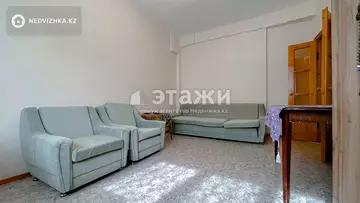 4-комнатная квартира, этаж 1 из 5, 82 м²