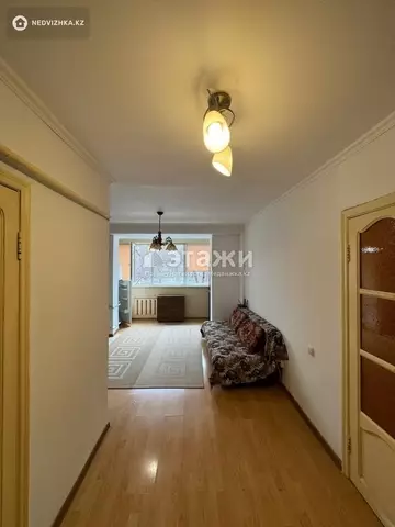 1-комнатная квартира, этаж 2 из 7, 44 м²