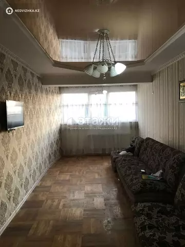 2-комнатная квартира, этаж 4 из 21, 81 м²