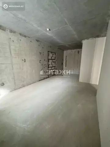 2-комнатная квартира, этаж 9 из 21, 56 м²